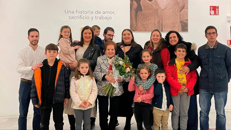 Muestra inédita en honor del restaurante Juanito y sus 70 años de historia Muestra inédita en honor del restaurante Juanito y sus 70 años de historia