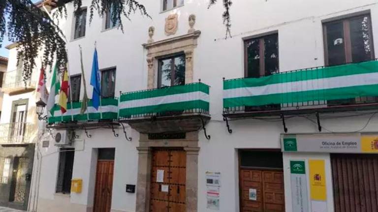 Campillo de Arenas recibe como un balón de oxígeno reabrir negocios tras tres semanas Campillo de Arenas recibe como un balón de oxígeno reabrir negocios tras tres semanas