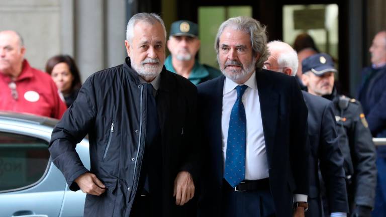 La defensa de Griñán alega que no es un político corrupto y pide desestimar el escrito de la Fiscalía La defensa de Griñán alega que no es un político corrupto y pide desestimar el escrito de la Fiscalía