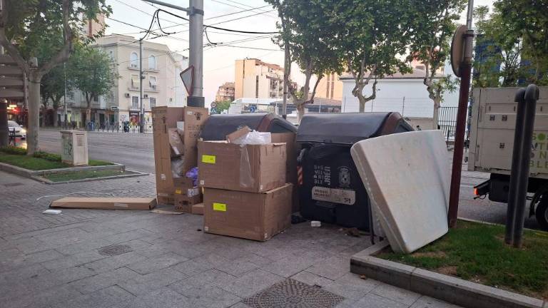 Aumenta el incremento de enseres en las calles de Jaén Aumenta el incremento de enseres en las calles de Jaén