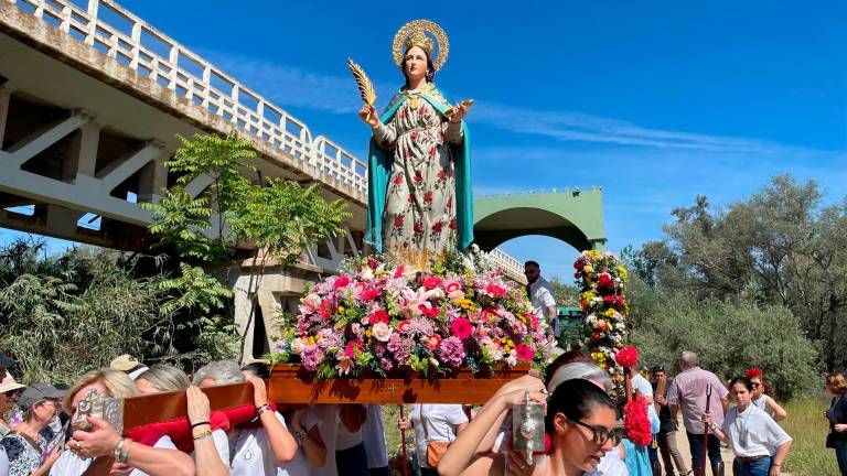 Villanueva de la Reina vive sus días grandes con Santa Potenciana Villanueva de la Reina vive sus días grandes con Santa Potenciana