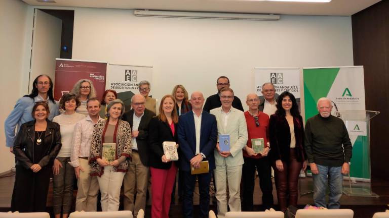 David Uclés, Premio Andalucía de la Crítica en novela David Uclés, Premio Andalucía de la Crítica en novela