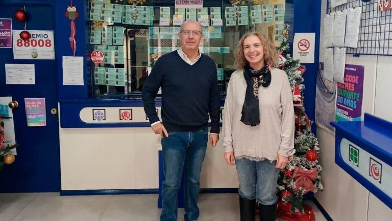 Lluvia de dos millones de euros en Úbeda con el tercer premio Lluvia de dos millones de euros en Úbeda con el tercer premio