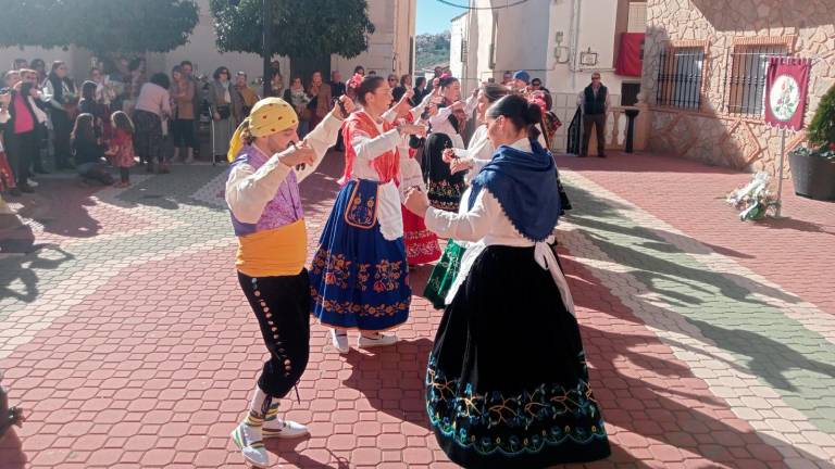 Bailes de Esencia Serrana en Sorihuela del Guadalimar Bailes de Esencia Serrana en Sorihuela del Guadalimar
