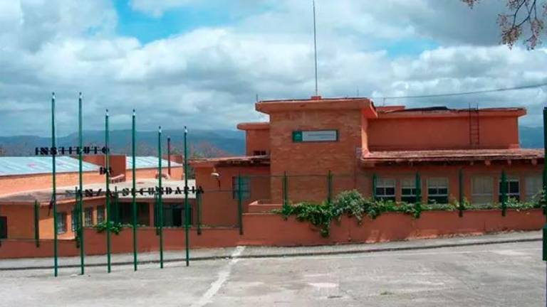 La Junta destina más de 740.000 euros al refuerzo de limpieza en 165 centros La Junta destina más de 740.000 euros al refuerzo de limpieza en 165 centros