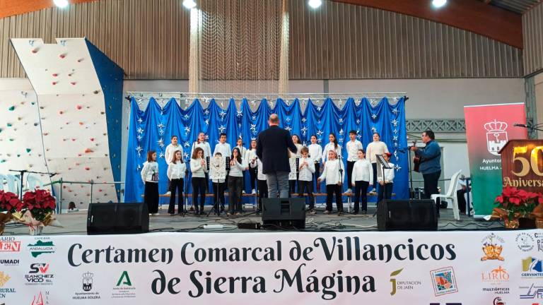 Cincuenta años de voces infantiles de Sierra Mágina que cantan por Navidad Cincuenta años de voces infantiles de Sierra Mágina que cantan por Navidad