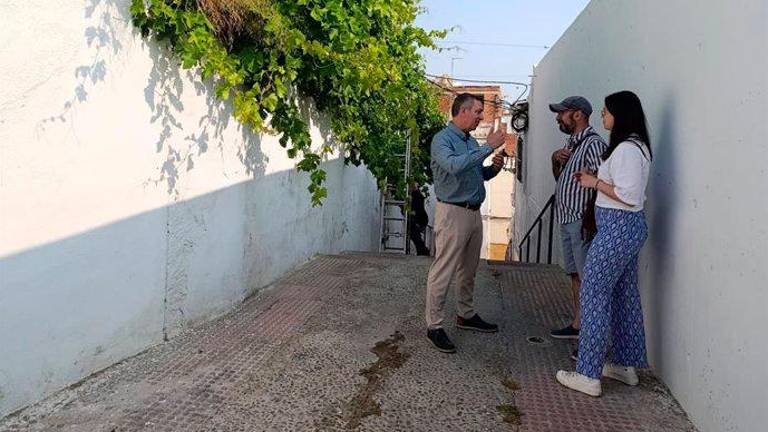 Proyecto para una nueva estructura que dé sombra en la calle Vicario Proyecto para una nueva estructura que dé sombra en la calle Vicario