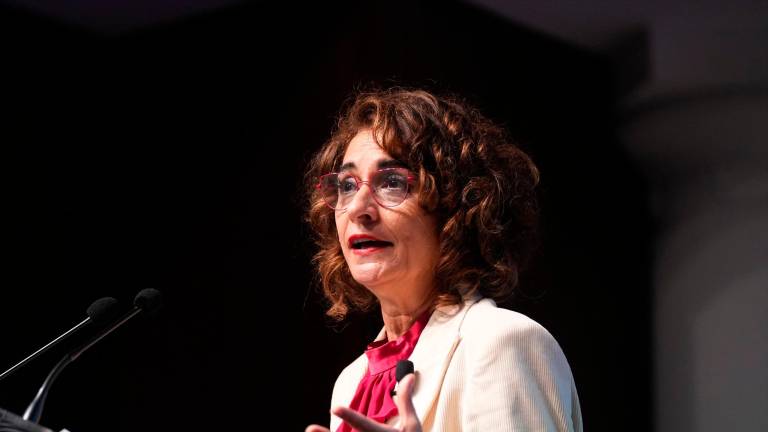 Hacienda anuncia que elevará el mínimo exento en el IRPF para adecuarlo a la subida del SMI Hacienda anuncia que elevará el mínimo exento en el IRPF para adecuarlo a la subida del SMI