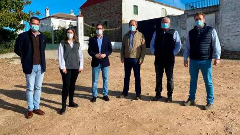 El PP pide a la Diputación el arreglo integral de la carretera JV-5013 de Villanueva de la Reina El PP pide a la Diputación el arreglo integral de la carretera JV-5013 de Villanueva de la Reina