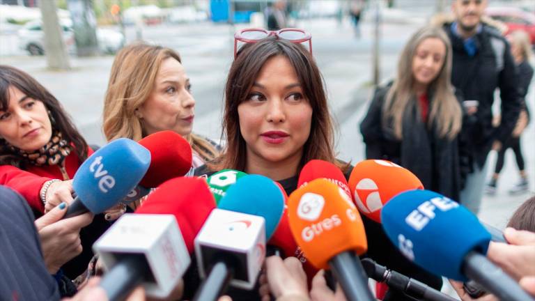 Errejón amaga con denunciar a Mouliaá por acusarle “falsamente” de extorsionar a sus testigos Errejón amaga con denunciar a Mouliaá por acusarle “falsamente” de extorsionar a sus testigos