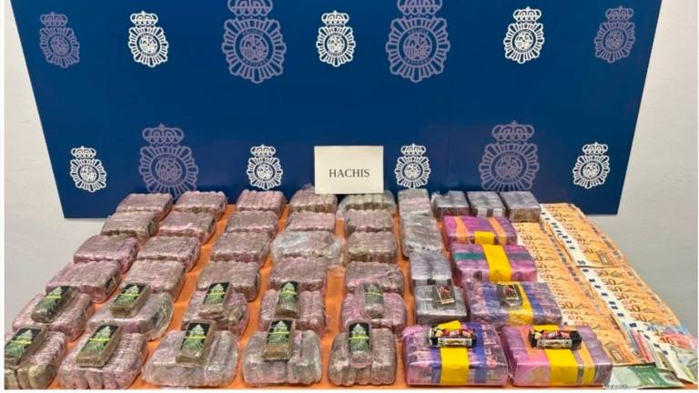 Tres detenidos acusados de transportar droga desde Algeciras a Jaén Tres detenidos acusados de transportar droga desde Algeciras a Jaén