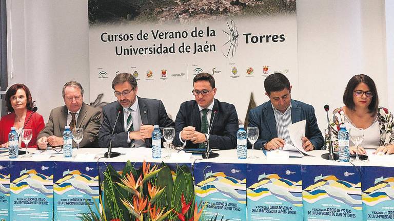 Mayoría femenina de ponentes Mayoría femenina de ponentes