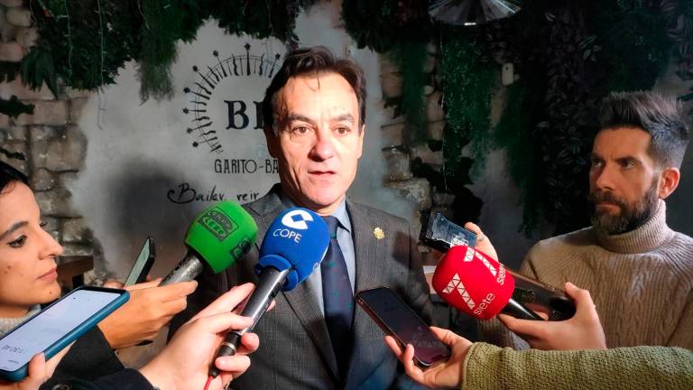 El alcalde garantiza el compromiso de su gobierno por Jaén estén donde estén El alcalde garantiza el compromiso de su gobierno por Jaén estén donde estén