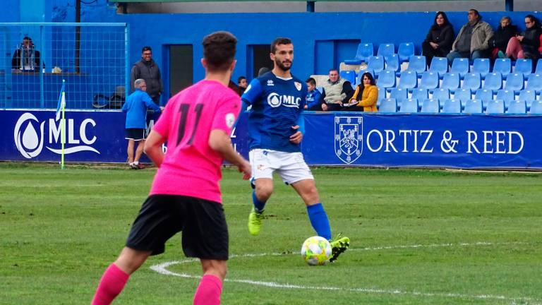 Miguelito y Rodri serán bajas por sanción ante el Alhaurín Miguelito y Rodri serán bajas por sanción ante el Alhaurín