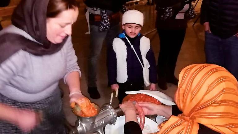 Navidad de fibra solidaria en Santiago de la Espada Navidad de fibra solidaria en Santiago de la Espada