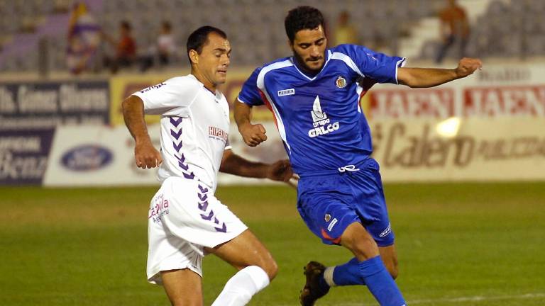 Real Jaén-Getafe esta tarde en La Victoria por el Centenario blanco Real Jaén-Getafe esta tarde en La Victoria por el Centenario blanco