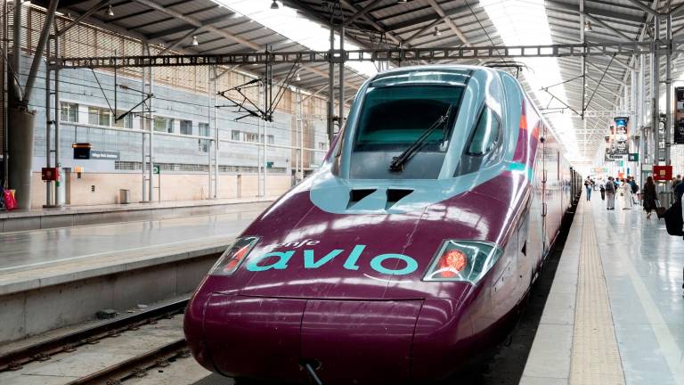 Renfe vende desde este miércoles billetes a 7 euros en Avlo y a 11 en Ave y Alvia Renfe vende desde este miércoles billetes a 7 euros en Avlo y a 11 en Ave y Alvia