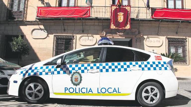 El fiasco de la Policía Local en Alcalá la Real El fiasco de la Policía Local en Alcalá la Real