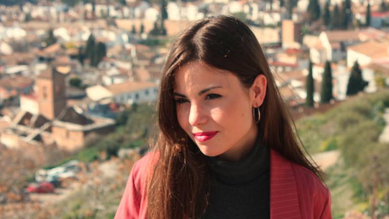 María Elena Higueruelo, Premio Nacional de Poesía Joven por “Los días eternos” María Elena Higueruelo, Premio Nacional de Poesía Joven por “Los días eternos”