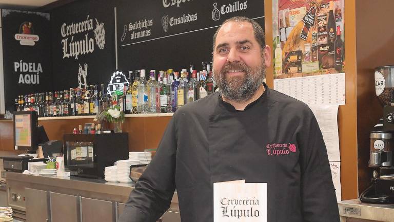 “Tenemos 52 tipos de cerveza” “Tenemos 52 tipos de cerveza”