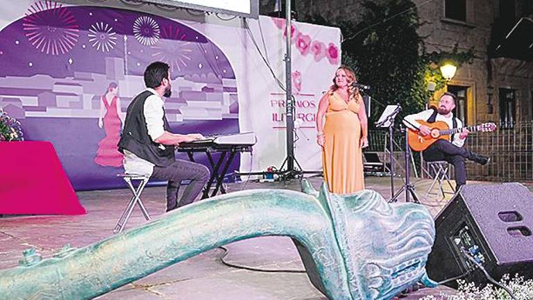 Un inicio de feria con emoción y sentimiento Un inicio de feria con emoción y sentimiento