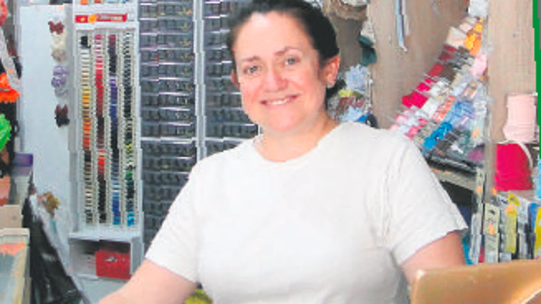 “Siempre estoy innnovando en mi mercería” “Siempre estoy innnovando en mi mercería”