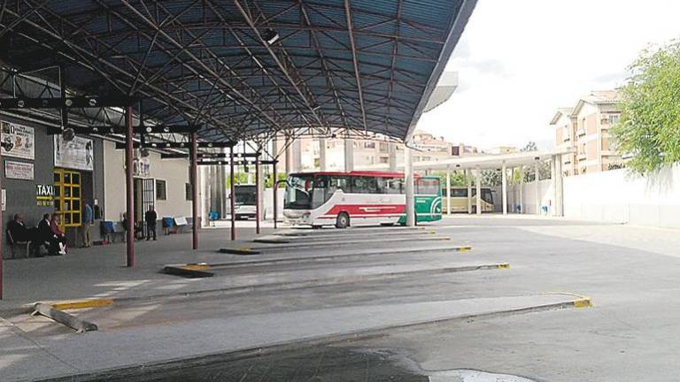 Apertura al público de la sala para estudiar de la estación de autobuses Apertura al público de la sala para estudiar de la estación de autobuses