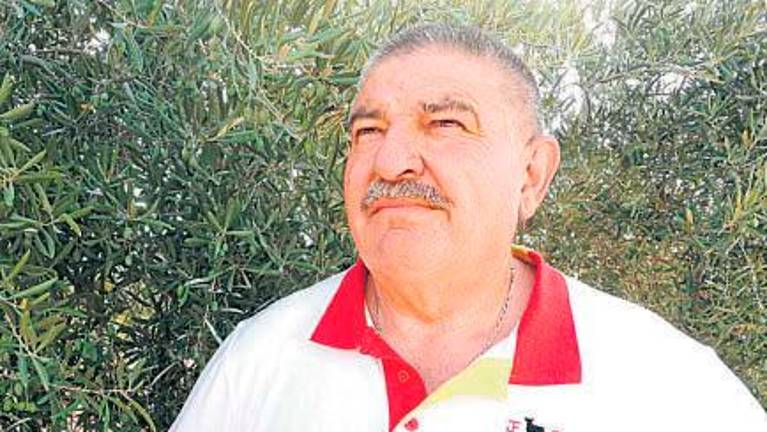 Aplausos que no deben cesar Aplausos que no deben cesar
