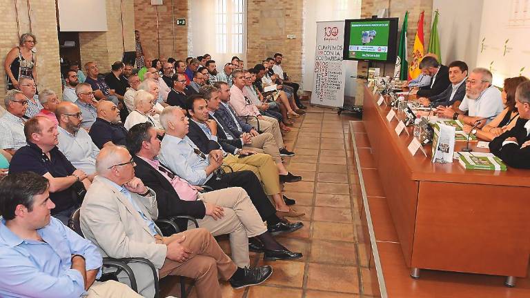 Las Casas del Pueblo como “espacios de libertad” Las Casas del Pueblo como “espacios de libertad”