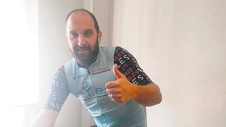 Ales recauda 3.749 euros con un recorrido de 16.000 kilómetros Ales recauda 3.749 euros con un recorrido de 16.000 kilómetros