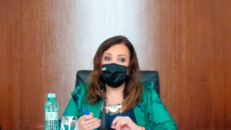 La subdelegada expresa su disposición para analizar las nuevas medidas La subdelegada expresa su disposición para analizar las nuevas medidas