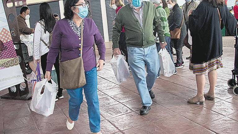 El mercado acoge la Muestra de Cerezas