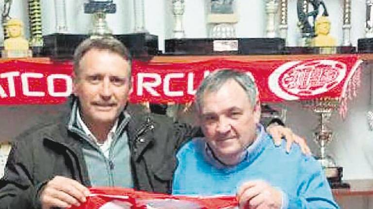 El Atlético Porcuna ya sondea el mercado tras no seguir Paco Ortiz como entrenador El Atlético Porcuna ya sondea el mercado tras no seguir Paco Ortiz como entrenador