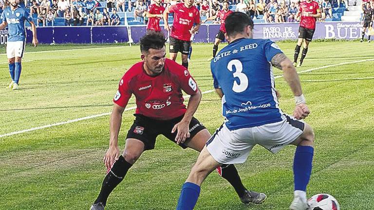 Un Linares Deportivo con freno de mano Un Linares Deportivo con freno de mano