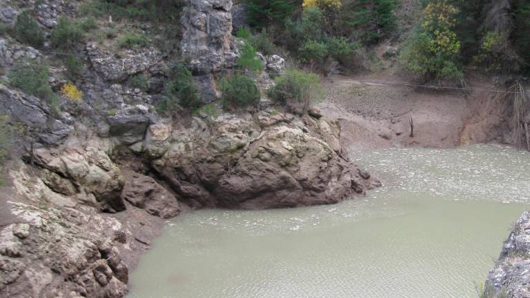 Iberdrola inicia los trabajos para dotar el caudal ecológico del Río Zumeta Iberdrola inicia los trabajos para dotar el caudal ecológico del Río Zumeta