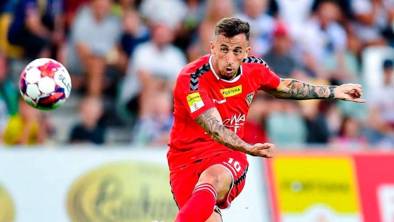 Juan Cámara hará la pretemporada con el Real Jaén Juan Cámara hará la pretemporada con el Real Jaén