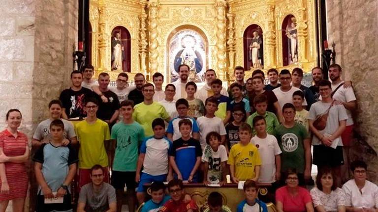 Un campamento para la fe Un campamento para la fe