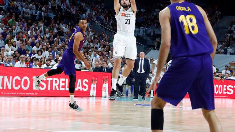 Las diabluras de Campazzo y Llull adelantan al Real Madrid Las diabluras de Campazzo y Llull adelantan al Real Madrid