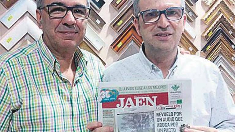 La Virgen de Linarejos es acompañada por sus fieles La Virgen de Linarejos es acompañada por sus fieles