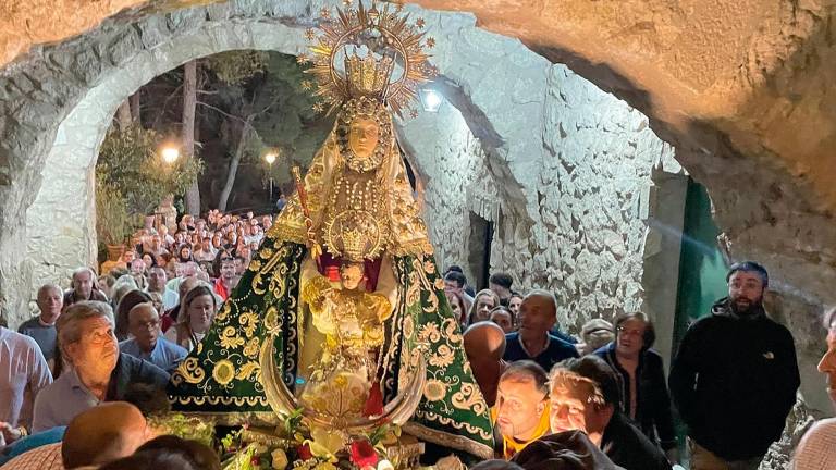 Siete décadas de fervor hacia la madre de Quesada Siete décadas de fervor hacia la madre de Quesada