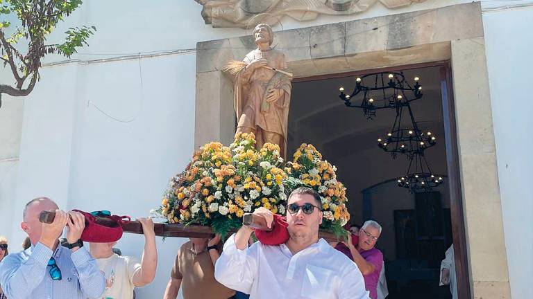 Los colonos vuelven a San Julián para reunirse con su patrón Los colonos vuelven a San Julián para reunirse con su patrón