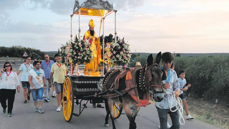 San Julián hace honor al patronazgo de Marmolejo y su aldea San Julián hace honor al patronazgo de Marmolejo y su aldea