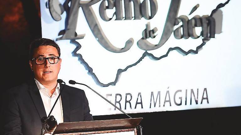 Un aplauso a la entrega en pro de una comarca sin parangón Un aplauso a la entrega en pro de una comarca sin parangón