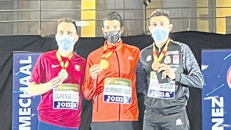 Sebas Martos se viste de plata y solo cede ante Adel Mechaal Sebas Martos se viste de plata y solo cede ante Adel Mechaal