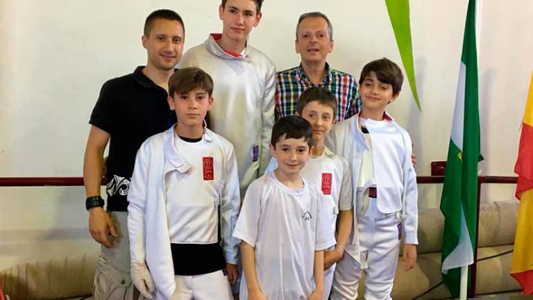 El Club de Esgrima Jaén logra en Maracena varias medallas El Club de Esgrima Jaén logra en Maracena varias medallas