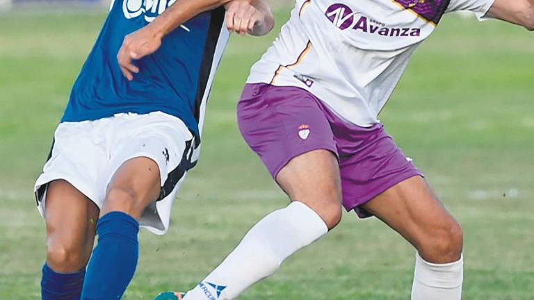 Iván Aguilar decide el derbi de pretemporada Iván Aguilar decide el derbi de pretemporada