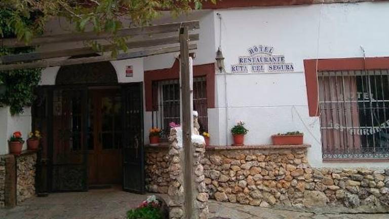 Tres afectados por un incendio en la cocina de un hotel Tres afectados por un incendio en la cocina de un hotel