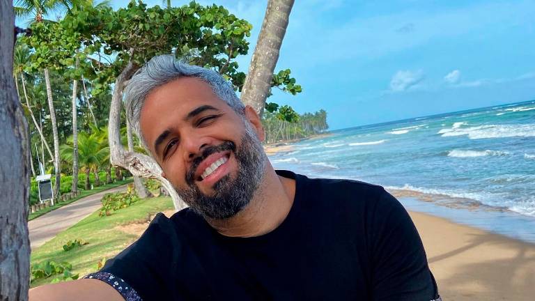 Daniel Santacruz gana un Latin Grammy por su album “Larimar” Daniel Santacruz gana un Latin Grammy por su album “Larimar”