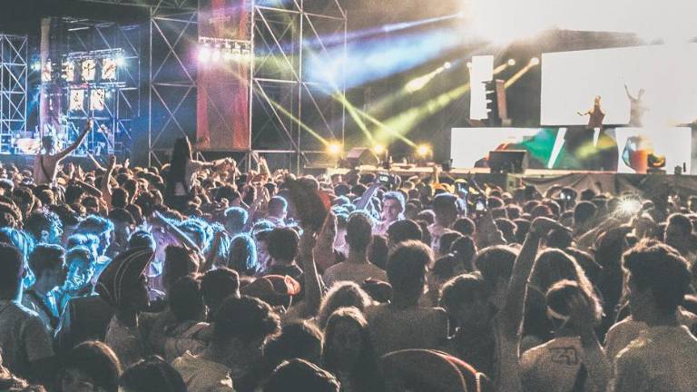 “Solo fui a un concierto y aún tengo sensibilidad a la luz natural y flases” “Solo fui a un concierto y aún tengo sensibilidad a la luz natural y flases”