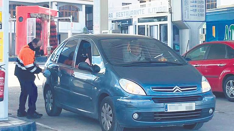 Preocupación máxima en las gasolineras por unos precios sin techo Preocupación máxima en las gasolineras por unos precios sin techo
